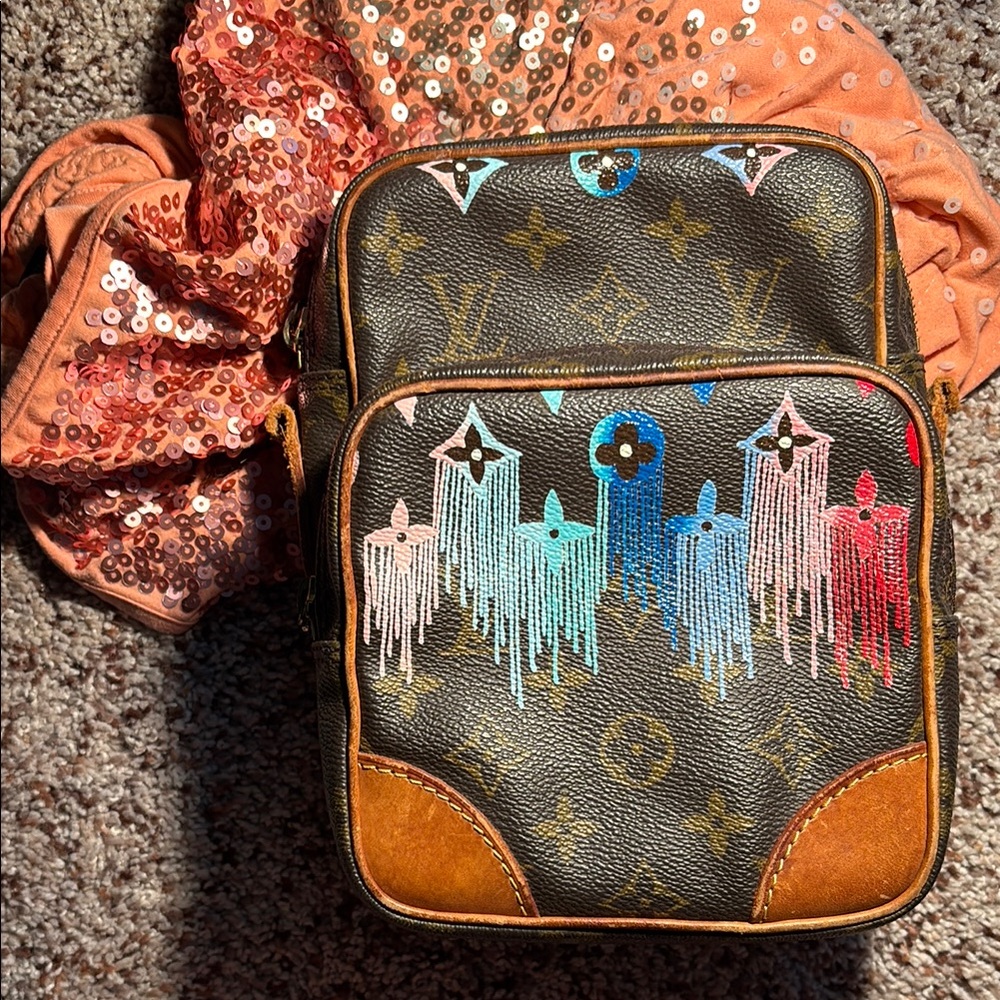 Louis Vuitton Amazon crossbody